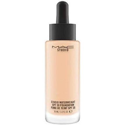 MAC Studio Waterweight SPF 30/PA++ Foundation NW20 30ml