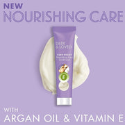 SoftSheen-Carson Dark and Lovely Fade Resist Rich Conditioning Hair Color with Argan Oil and Vitamin E 326 Berry Burgundy - 1 Count