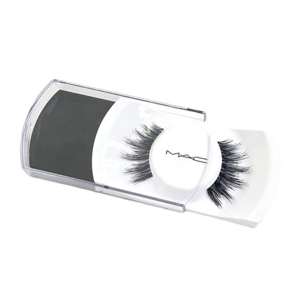 MAC 88 Stunner Lash