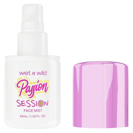 wet n wild Face Mist Wild Crush Passion Collection 3-in-1 Face Primer Mist Setting Spray and Refresher with Chamomile and Cucumber Extract and Green Tea Extract Passion Session Fixing Spray Passion Session