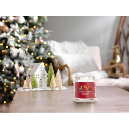 Yankee Candle Red Apple Wreath Medium Jar