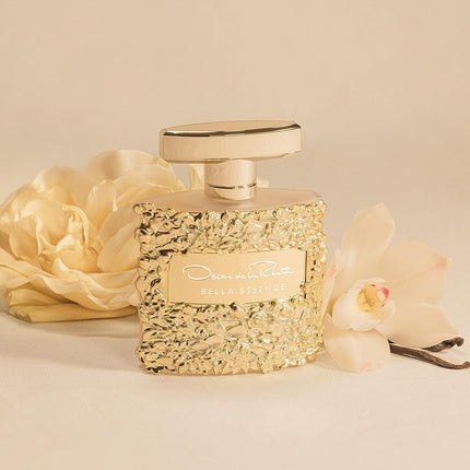 Bella Essence by Oscar De La Renta