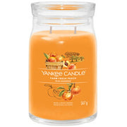 Yankee Candle Farm Fresh Peach Signature Candle 368 G
