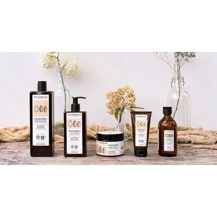 PhytorelaxLaboratories Mandorla Vegan & Organic Soothing and Nourishing Body Milk 250g