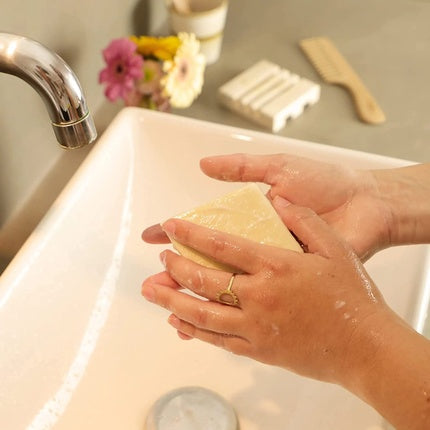 Comme Avant Natural Solid Marseille Organic Soap with 7% Olive Oil for Sensitive Skin 100g