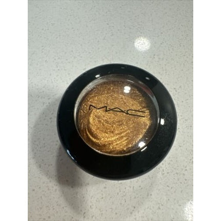 Mac Extra Dimension Foil Eyeshadow in Gold Metalist